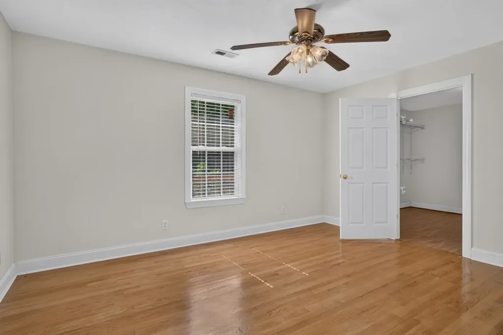 240 Hash Lane Rock Island TN 38581