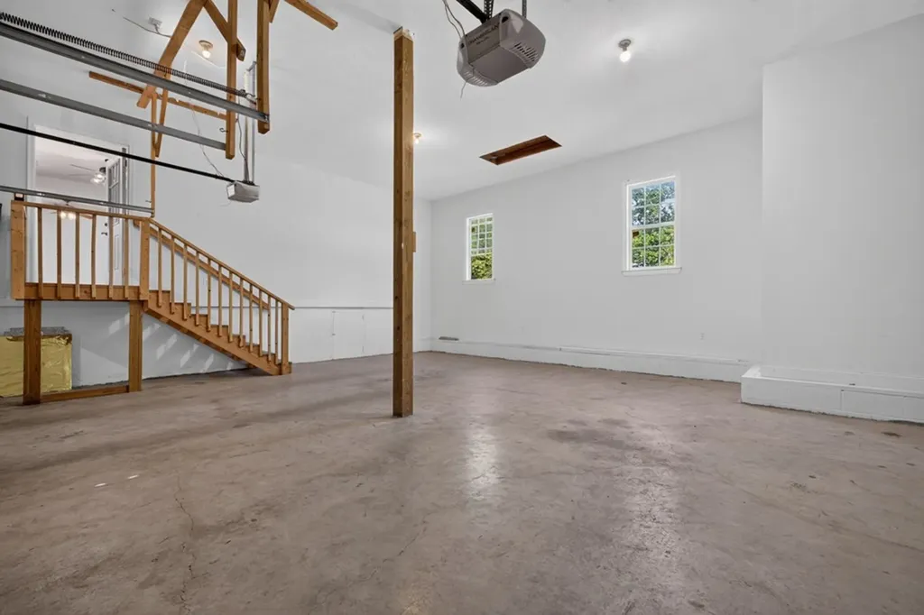240 Hash Lane Rock Island TN 38581