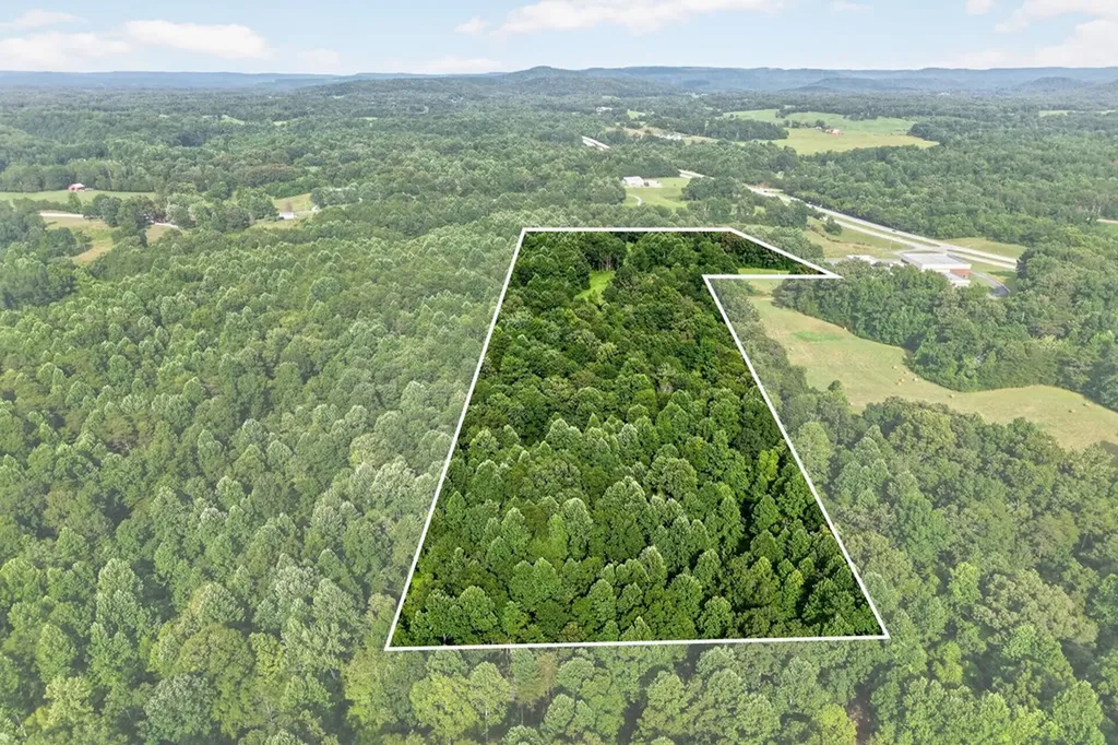 240 Hash Lane Rock Island TN 38581