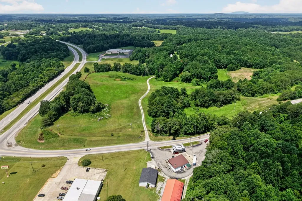240 Hash Lane Rock Island TN 38581