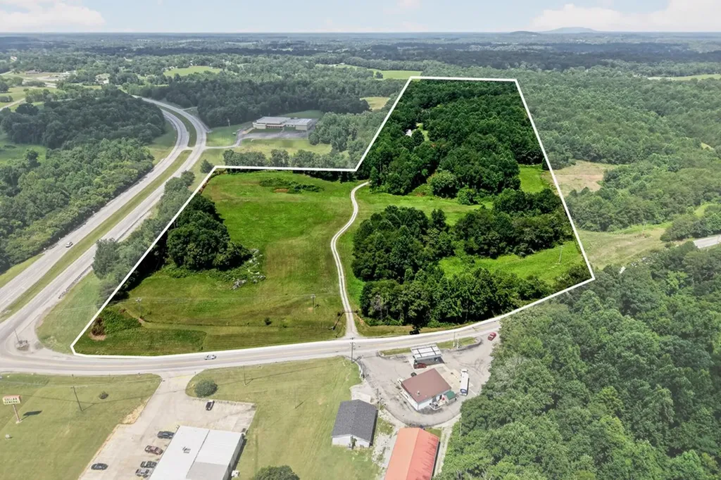 240 Hash Lane Rock Island TN 38581