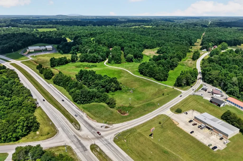 240 Hash Lane Rock Island TN 38581
