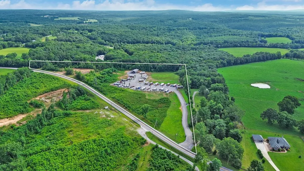 5021 Us 70 Crossville TN 38555