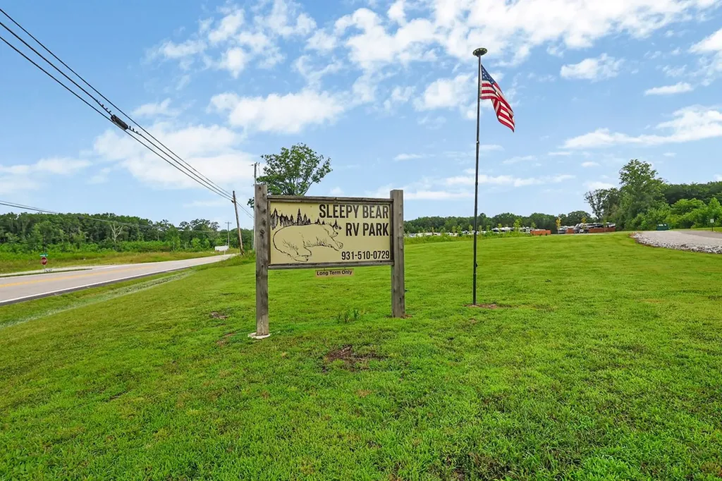 5021 Us 70 Crossville TN 38555