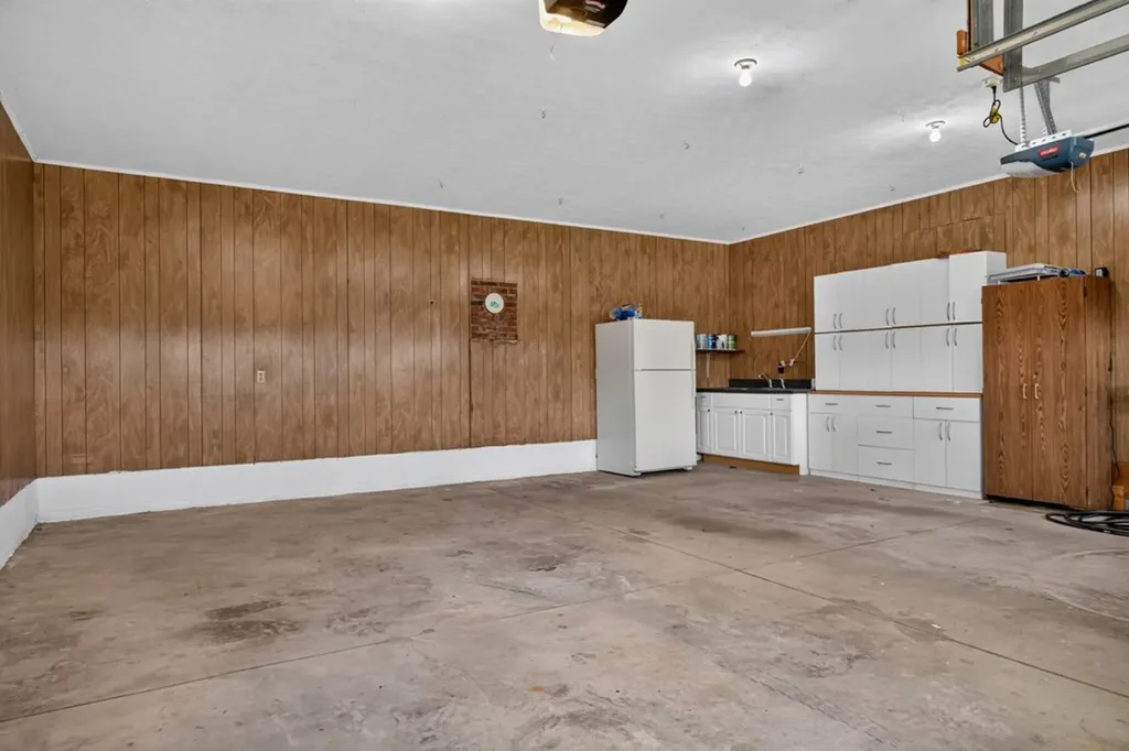 225 West Gate Drive Baxter TN 38544