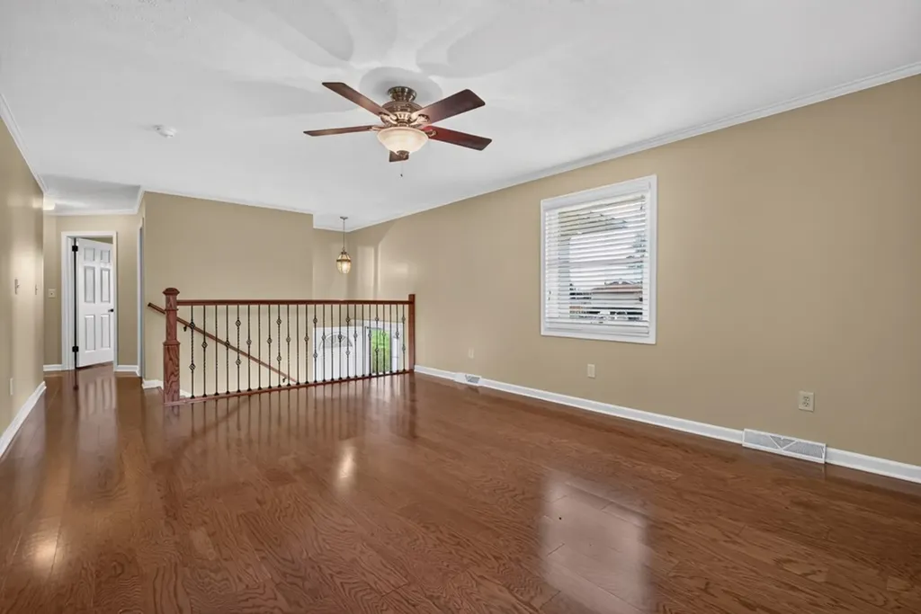 225 West Gate Drive Baxter TN 38544