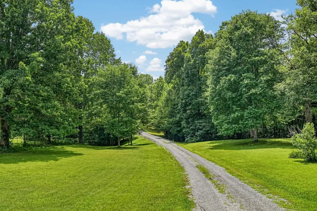 10739 Monterey Highway Monterey TN 38574