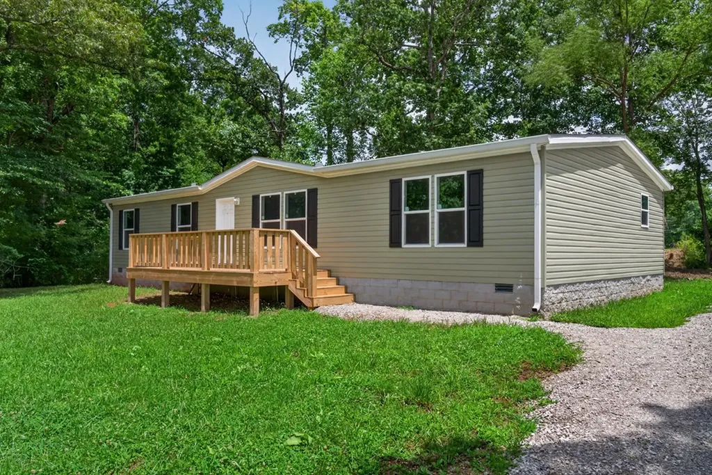 665 Camp Belle Air Road Sparta TN 38583