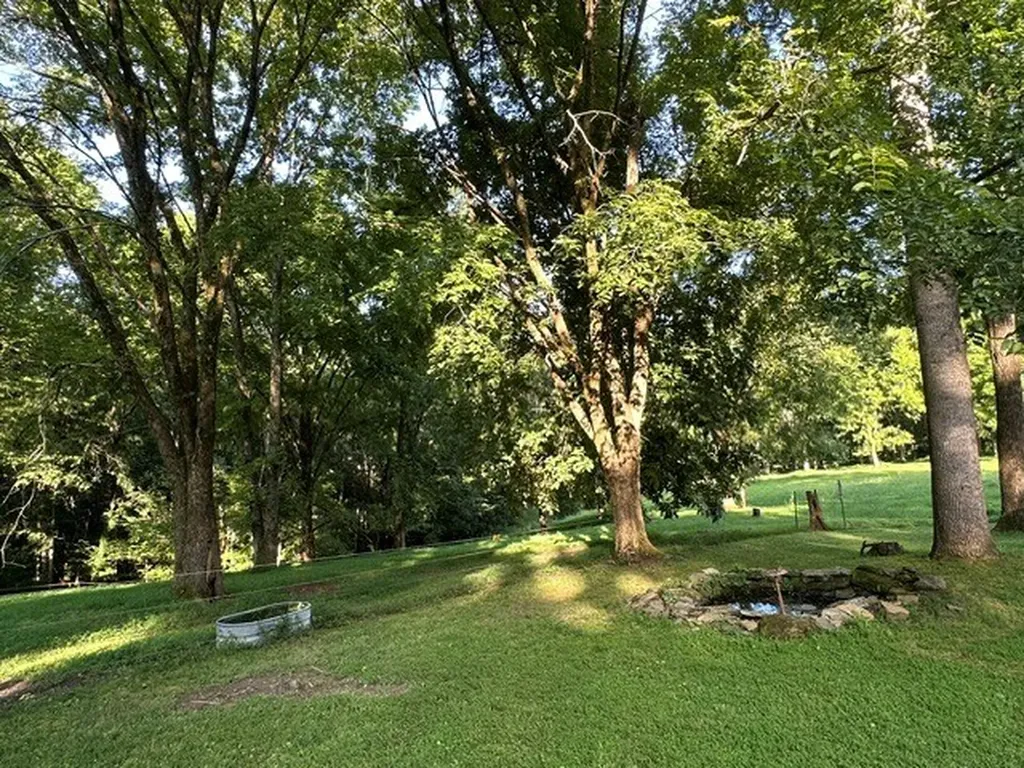 784 Sunset Ridge Lane Hilham TN 38568