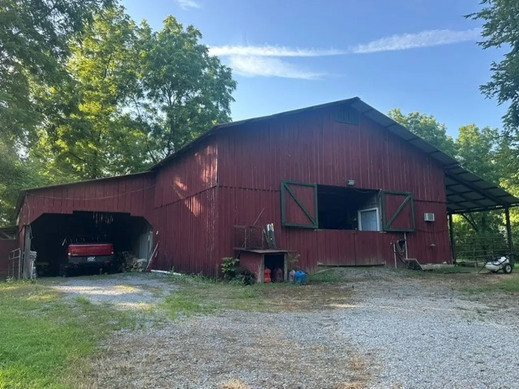 784 Sunset Ridge Lane Hilham TN 38568