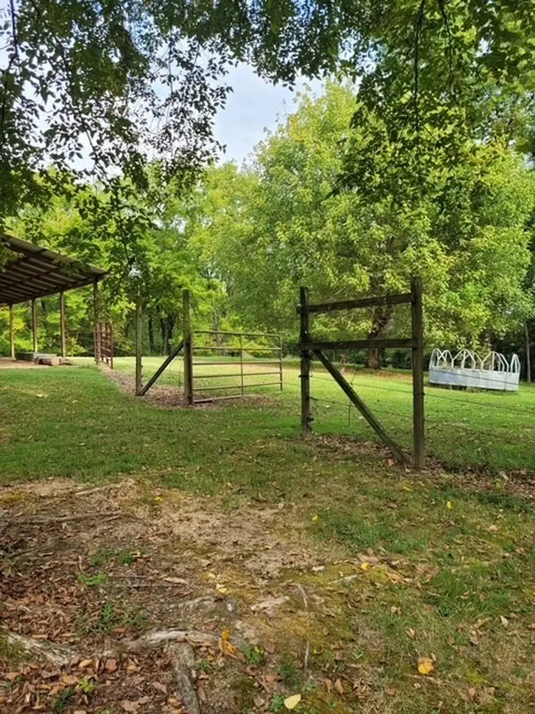 784 Sunset Ridge Lane Hilham TN 38568