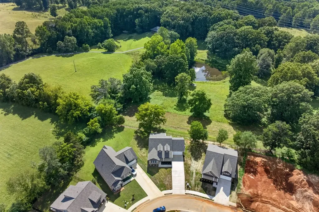 1330 Kensington Circle Cookeville TN 38501