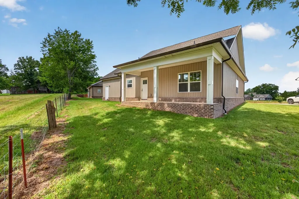 1330 Kensington Circle Cookeville TN 38501