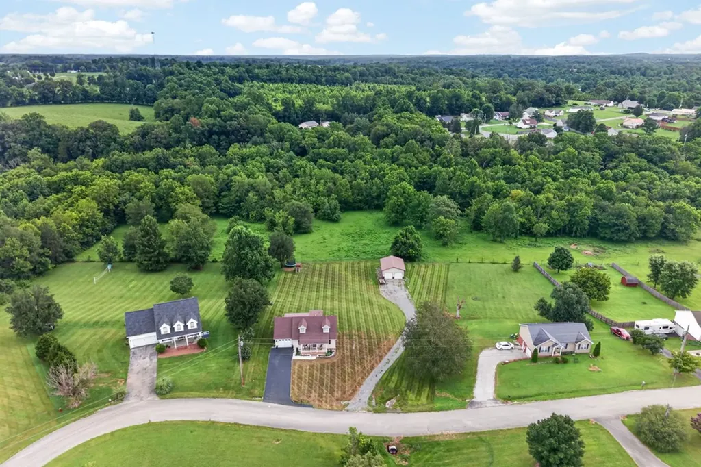 1755 Bouton Drive Cookeville TN 38501