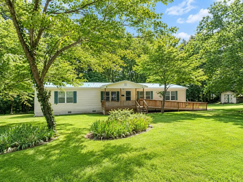 2455 Windle Community Road Cookeville TN 38506