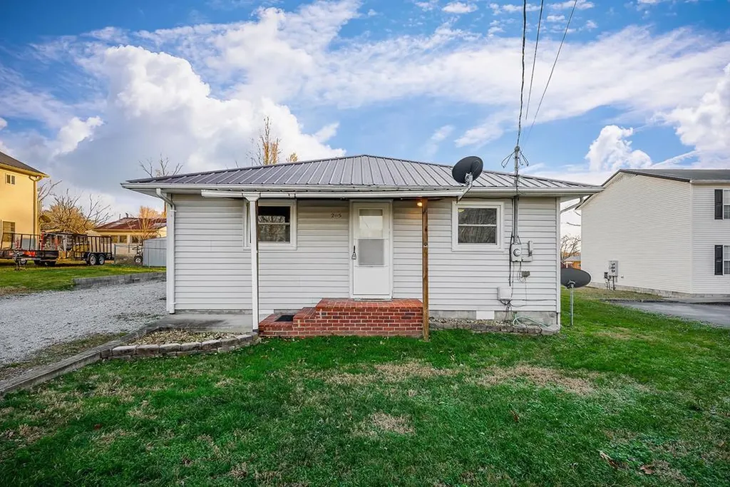 205 E 16th Street Cookeville TN 38501