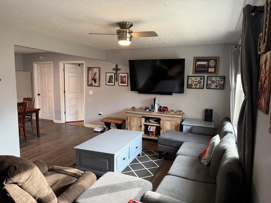 1070 N Shady Loop Lane Clarkrange TN 38553