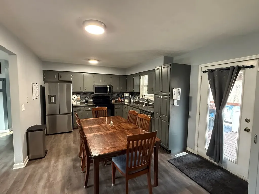 1070 N Shady Loop Lane Clarkrange TN 38553