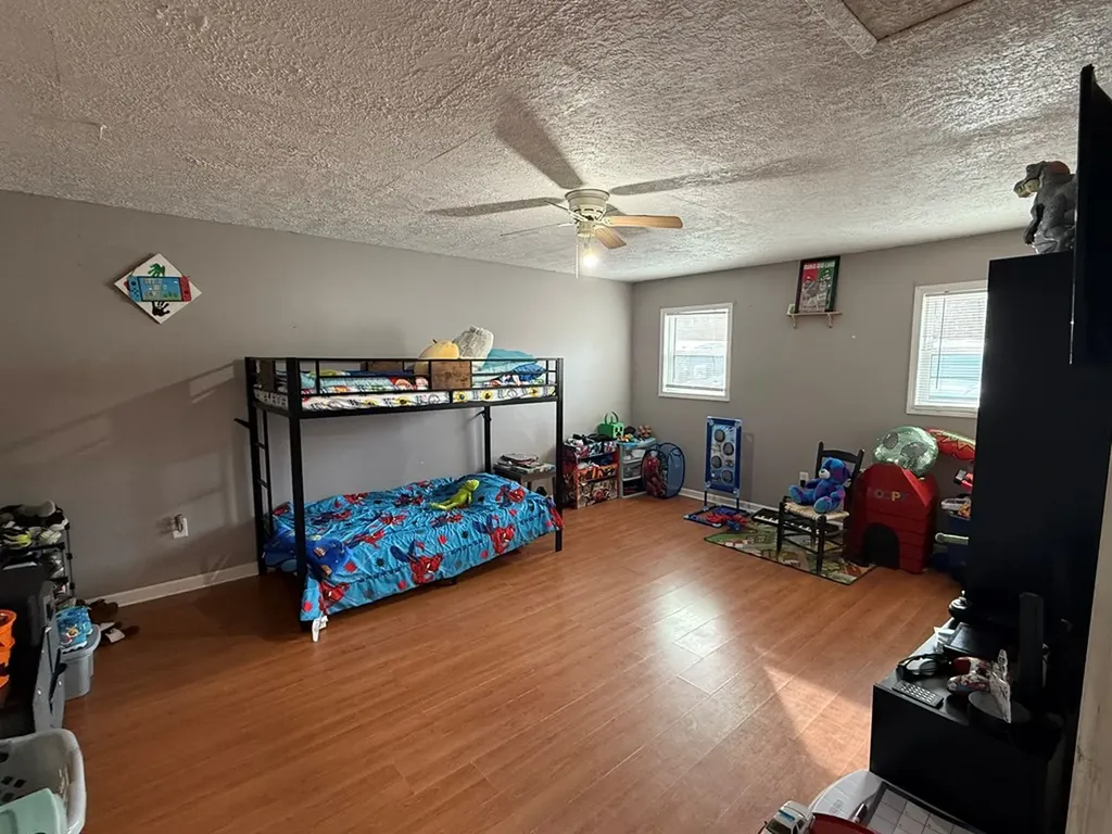 1070 N Shady Loop Lane Clarkrange TN 38553