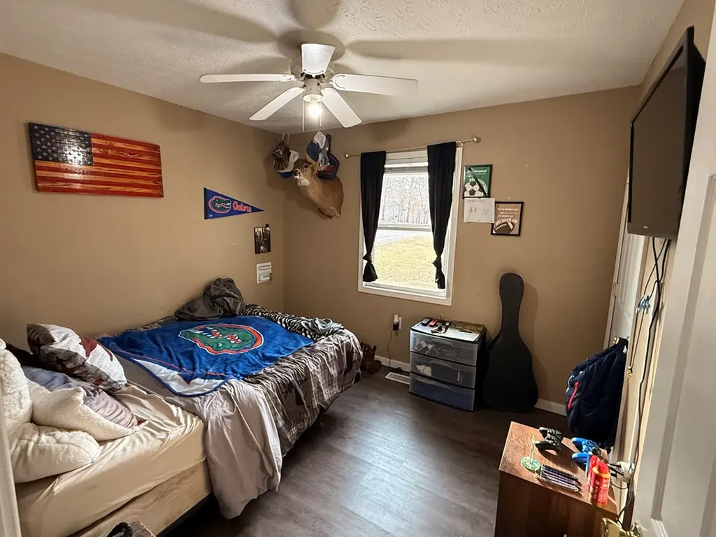 1070 N Shady Loop Lane Clarkrange TN 38553