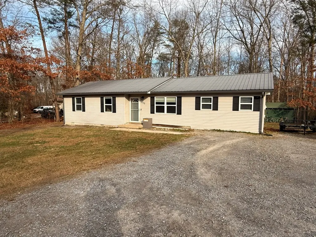 1070 N Shady Loop Lane Clarkrange TN 38553