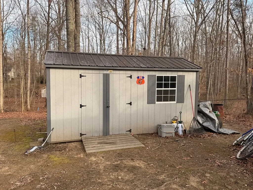 1070 N Shady Loop Lane Clarkrange TN 38553