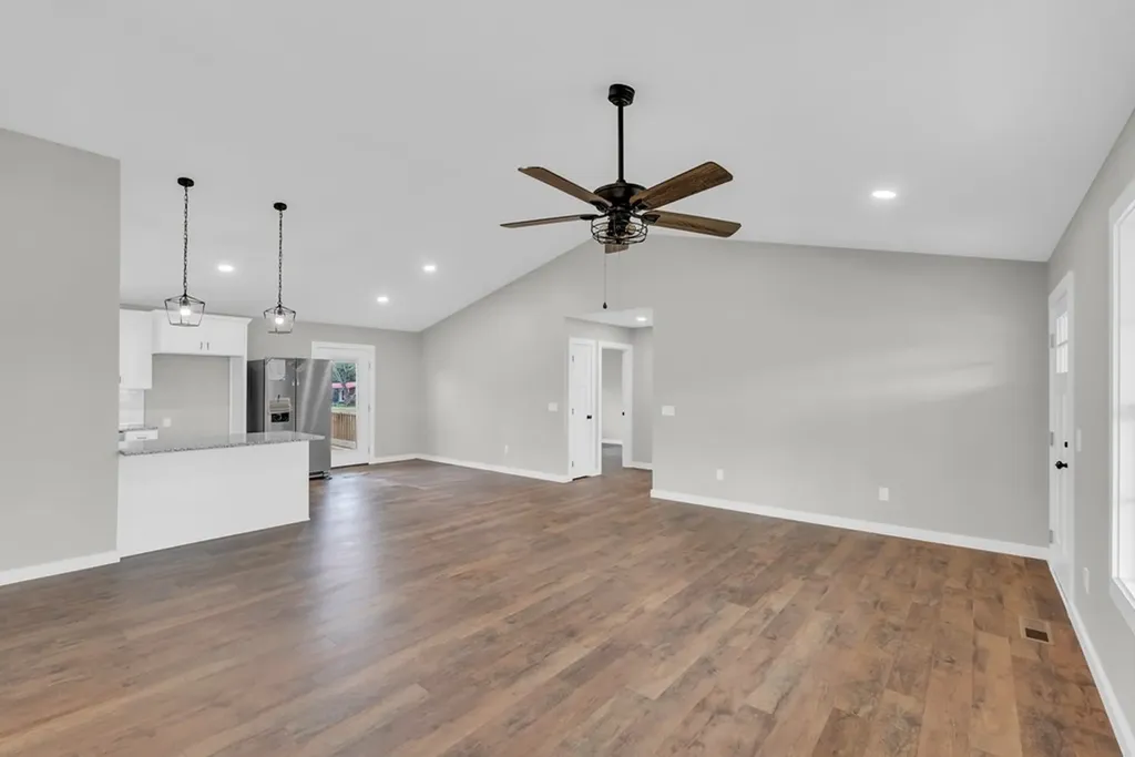 586 Harleys Ridge Road Sparta TN 38583