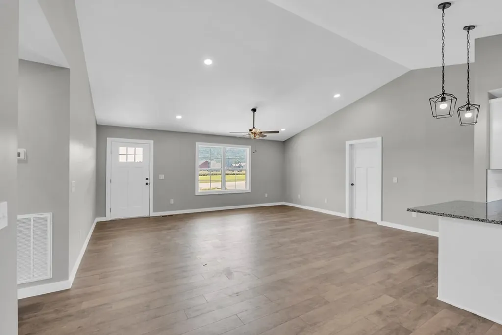 586 Harleys Ridge Road Sparta TN 38583