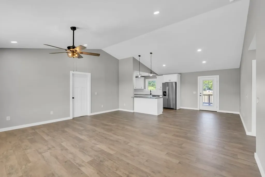 586 Harleys Ridge Road Sparta TN 38583