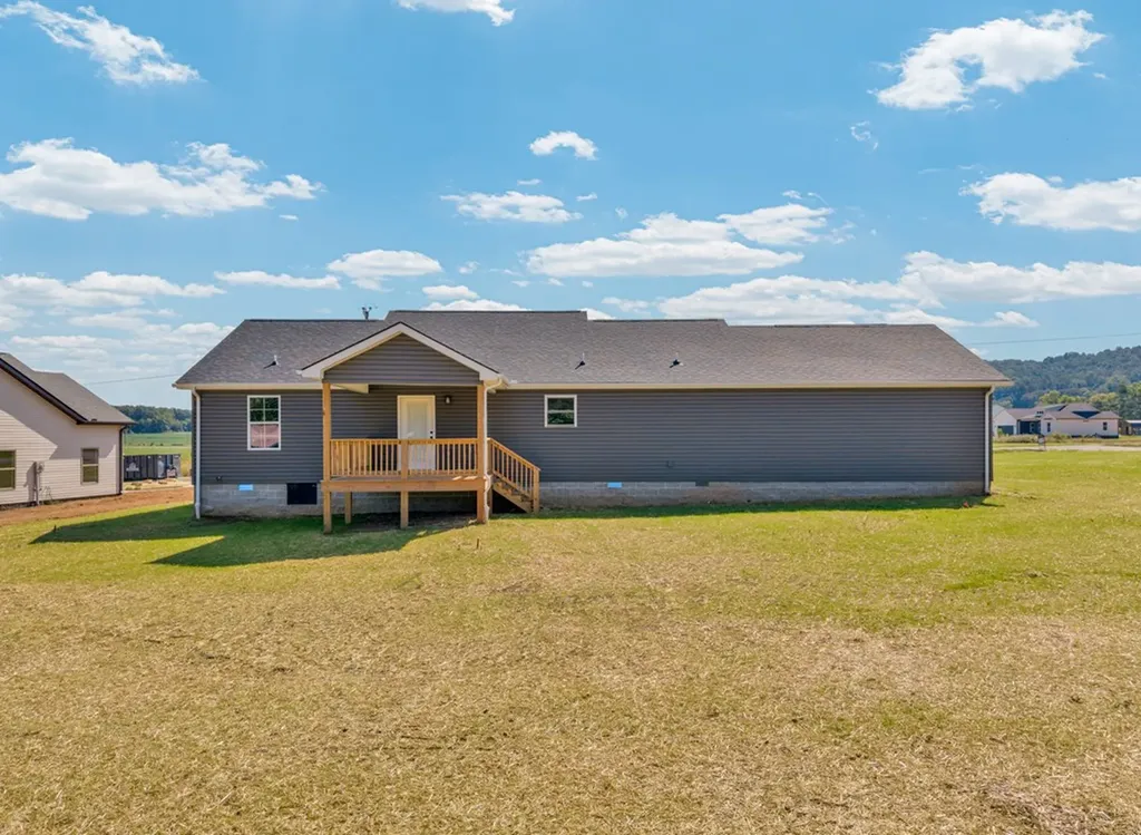 586 Harleys Ridge Road Sparta TN 38583