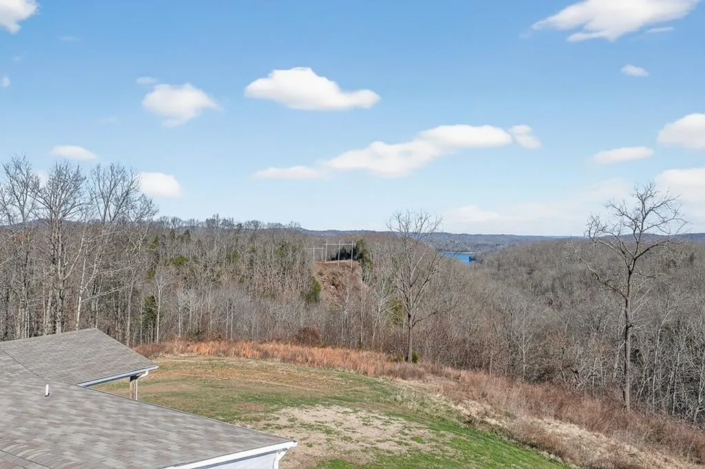 39 Old Highway 52 Celina MS 39551