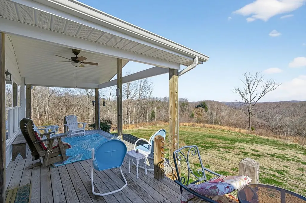 39 Old Highway 52 Celina MS 39551