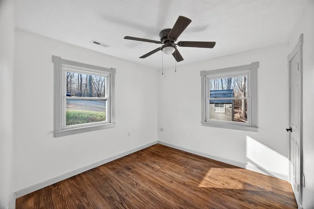 804 Standing Stone Park Highway Hilham TN 38568