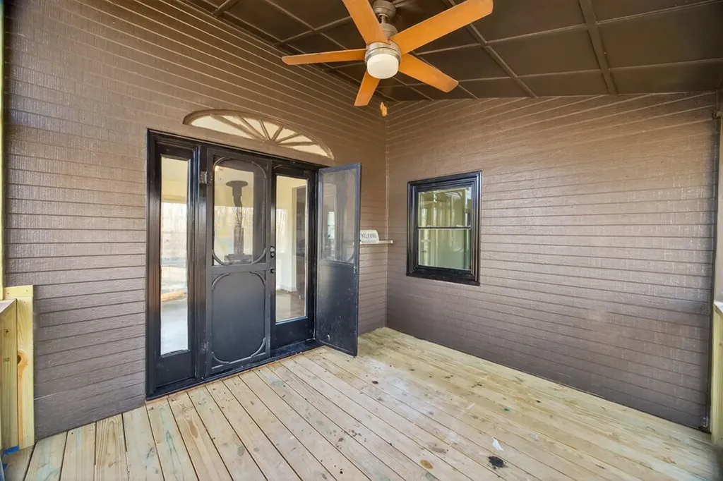 804 Standing Stone Park Highway Hilham TN 38568