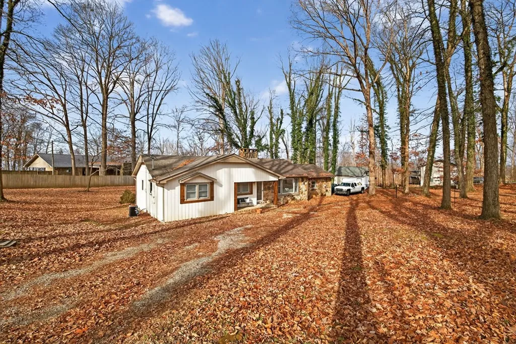 167 Seminole Lane Sparta TN 38583