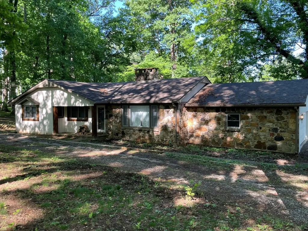167 Seminole Lane Sparta TN 38583