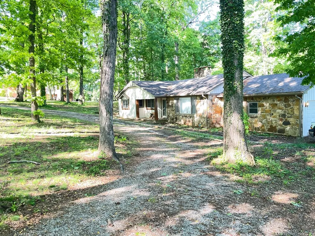 167 Seminole Lane Sparta TN 38583