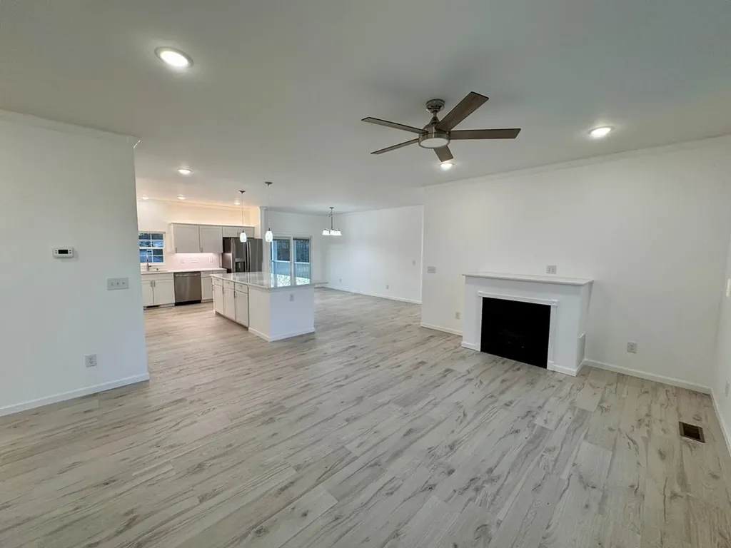 62 Whitson Lanne Crossville TN 38572