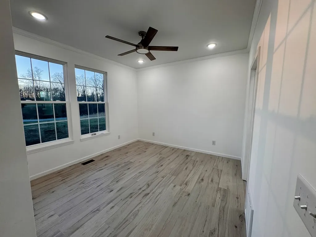 62 Whitson Lanne Crossville TN 38572