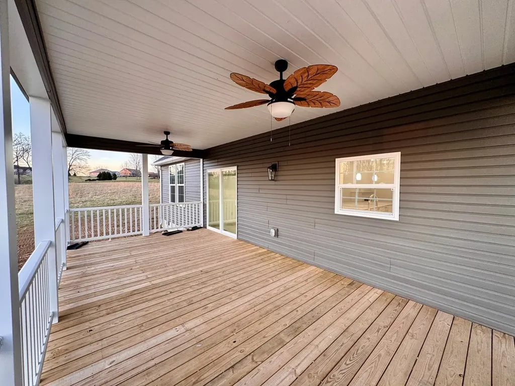 62 Whitson Lanne Crossville TN 38572