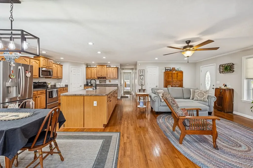 237 Grant Highway Gordonsville TN 38563