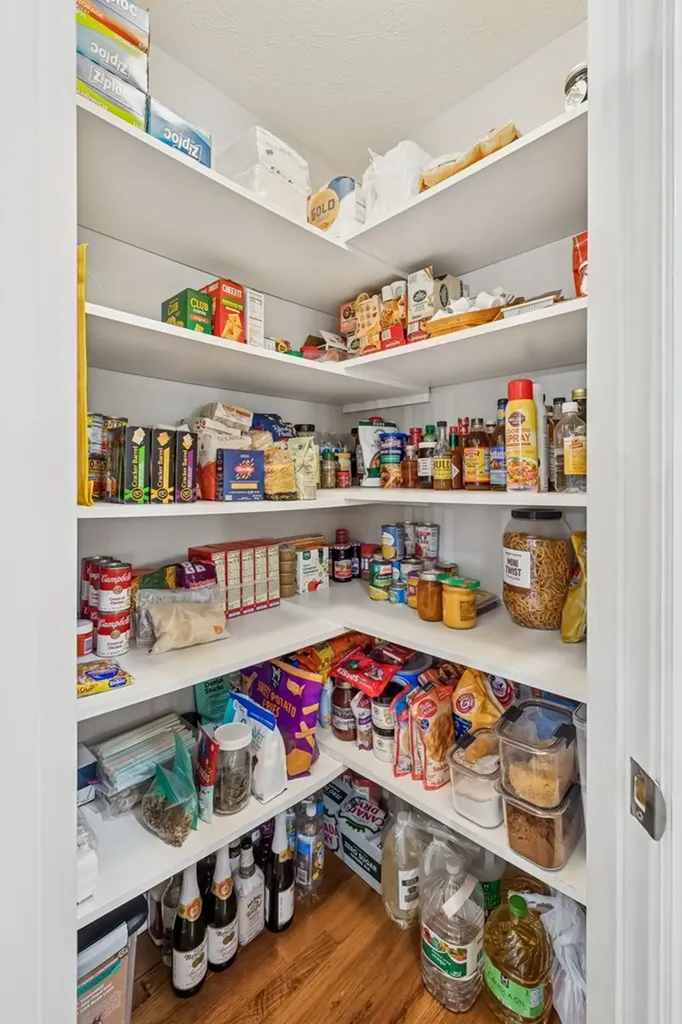 237 Grant Highway Gordonsville TN 38563