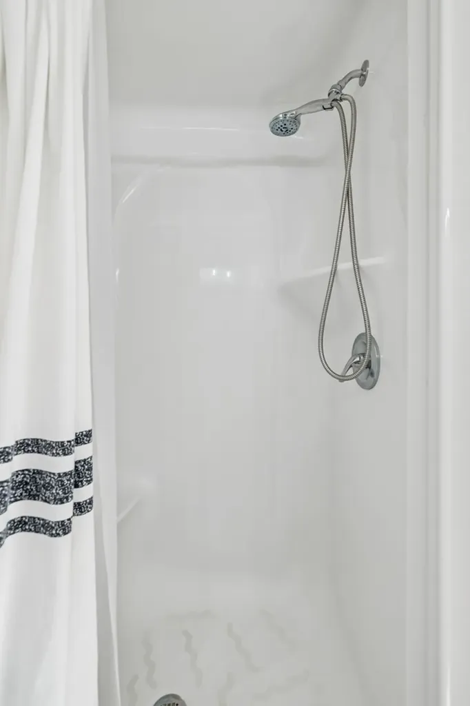 237 Grant Highway Gordonsville TN 38563