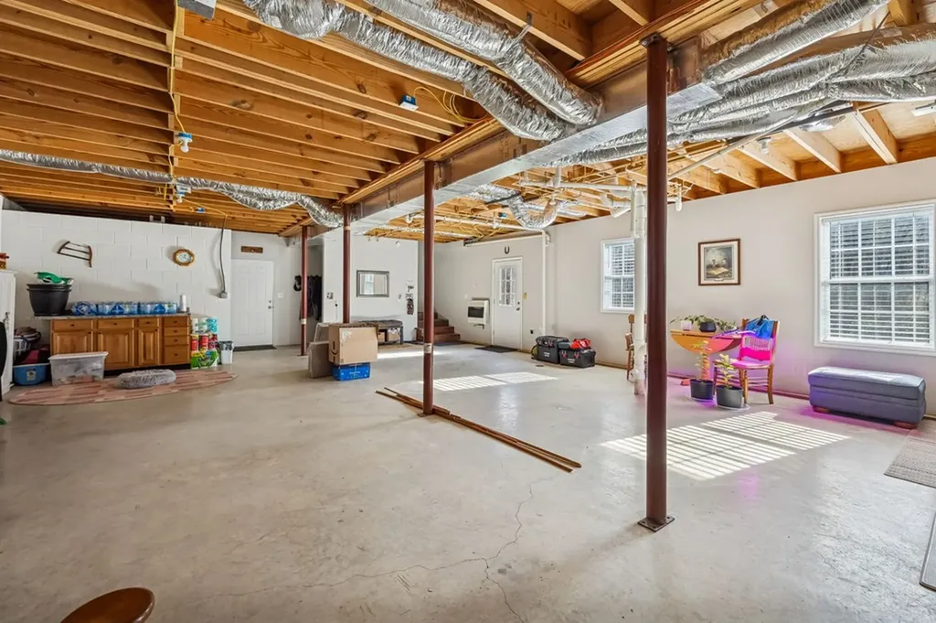 237 Grant Highway Gordonsville TN 38563