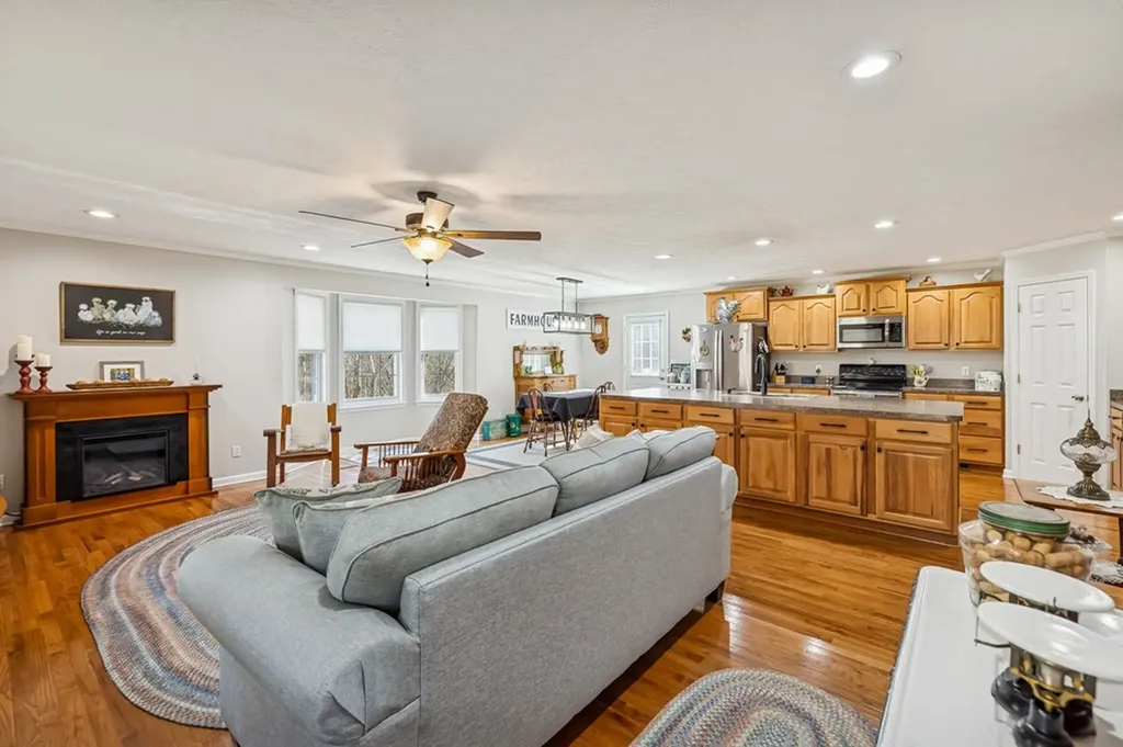 237 Grant Highway Gordonsville TN 38563