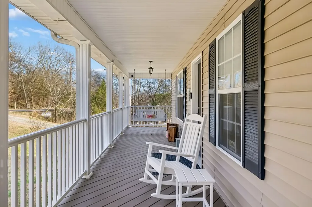 237 Grant Highway Gordonsville TN 38563