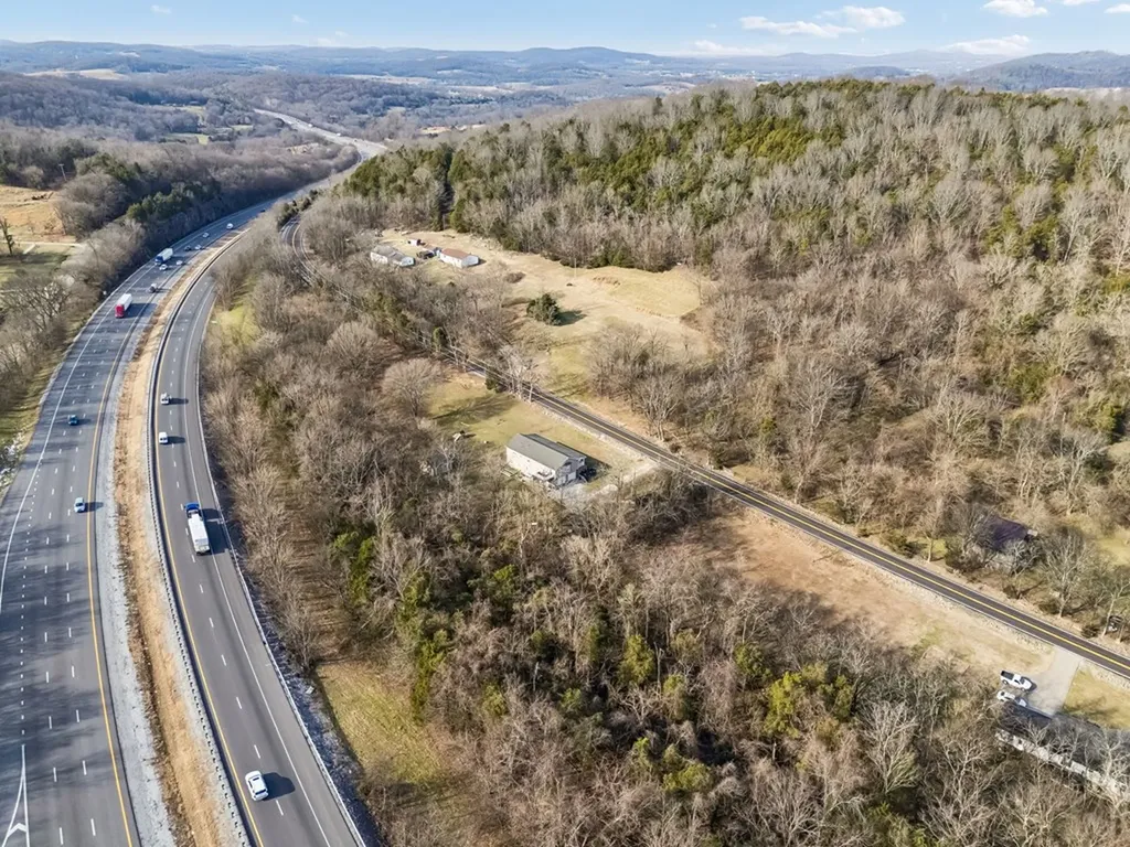 237 Grant Highway Gordonsville TN 38563