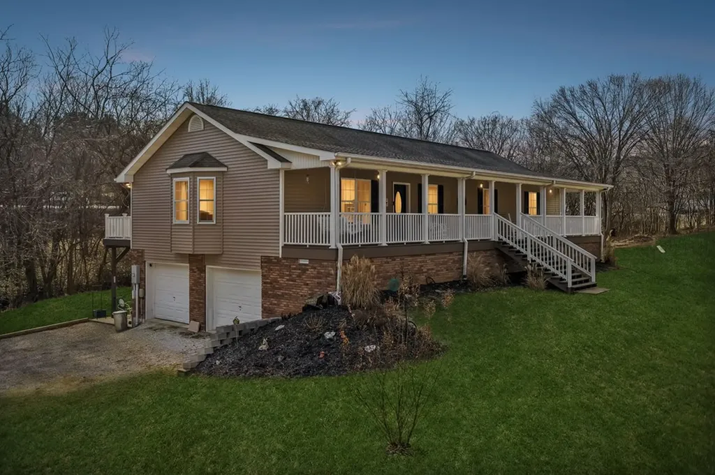 237 Grant Highway Gordonsville TN 38563