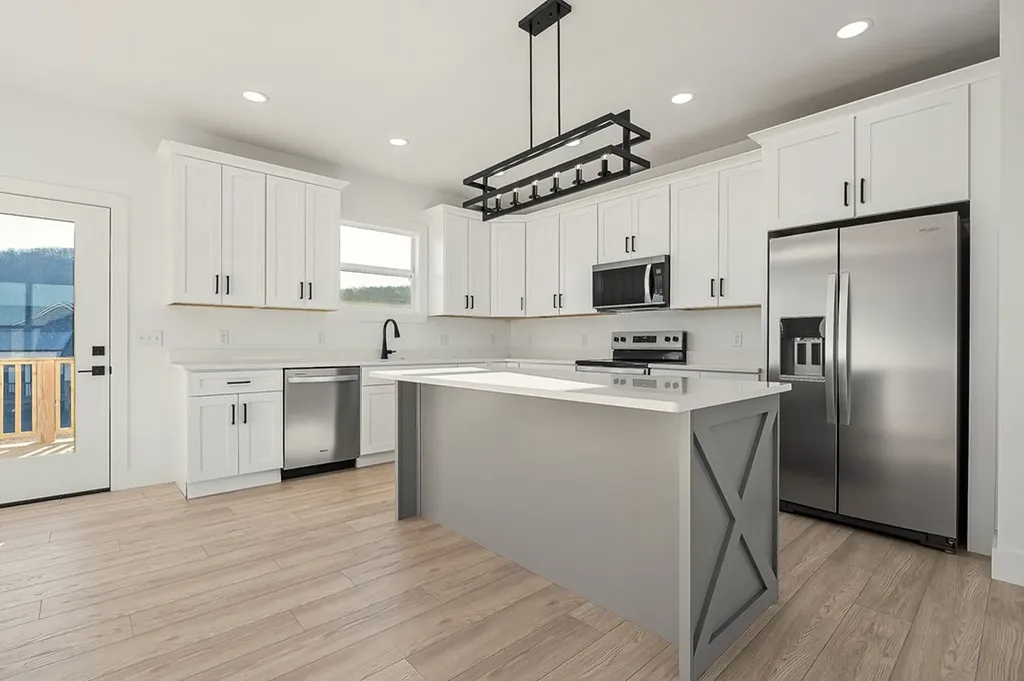 182 Jersey Pike Sparta TN 38583