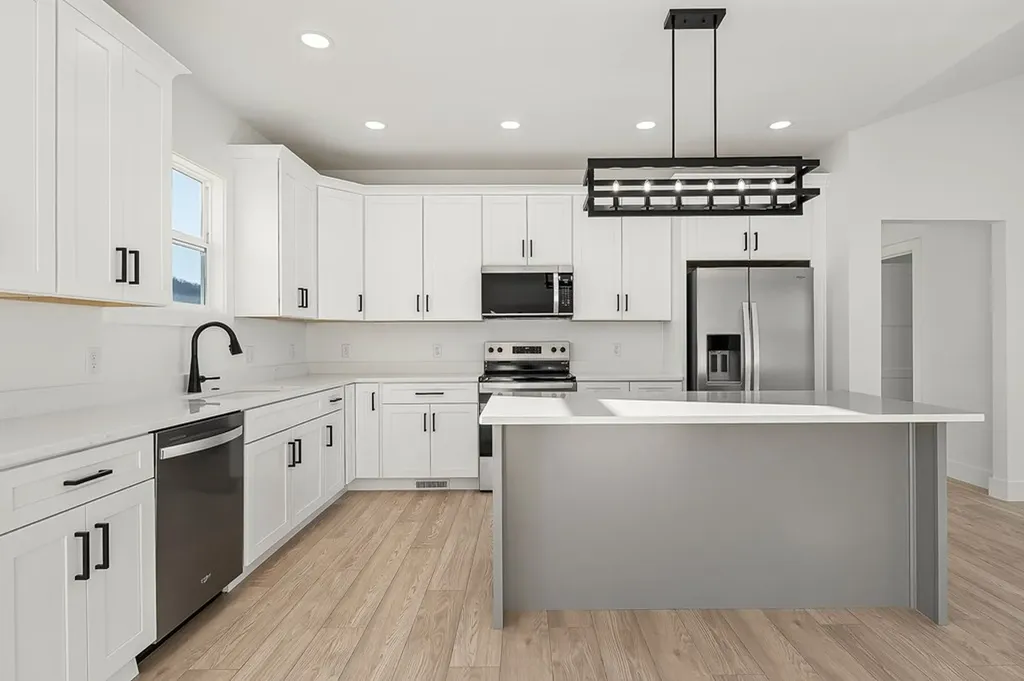 182 Jersey Pike Sparta TN 38583